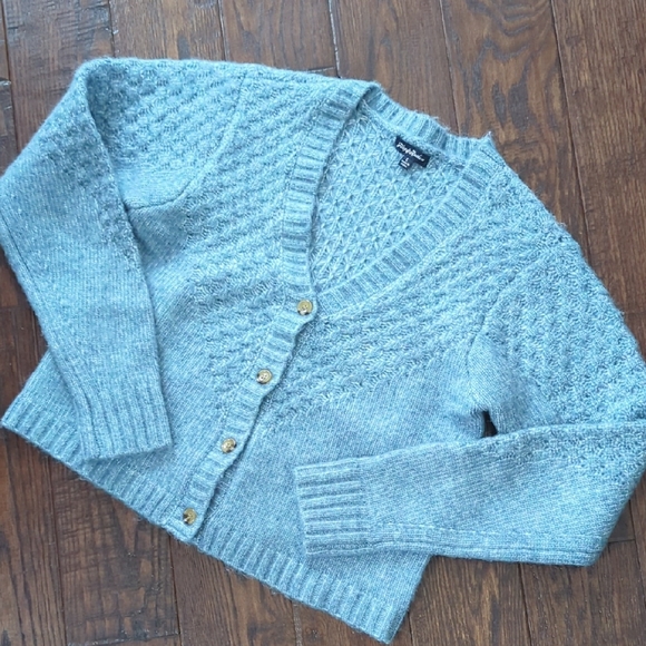 FLAG & ANTHEM I Light Blue Boxy Cropped Knit V- Neck Cardigan Sweater, L - Picture 3 of 12